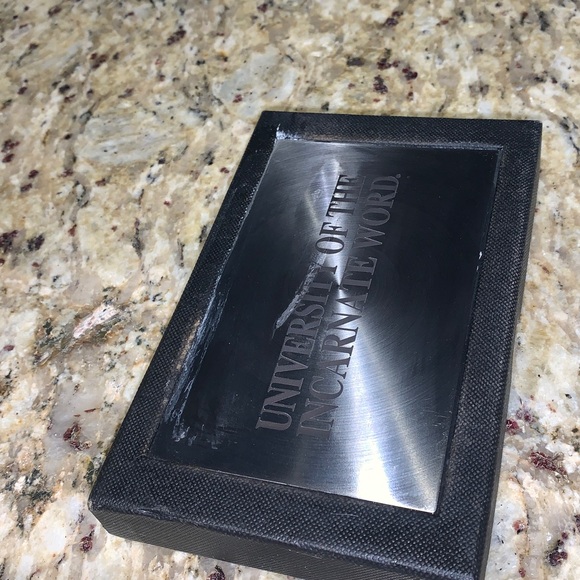 PR: 🟫 UIW Business Card Holder and Stylus Pen - Picture 9 of 13